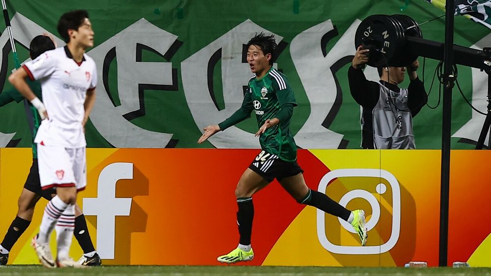 Jeonbuk Take Early Lead in K-League Clash at AFC Champions League Opener