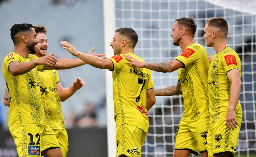 A-League: Phoenix Men Extend Lead, Women Face Tough Defeat